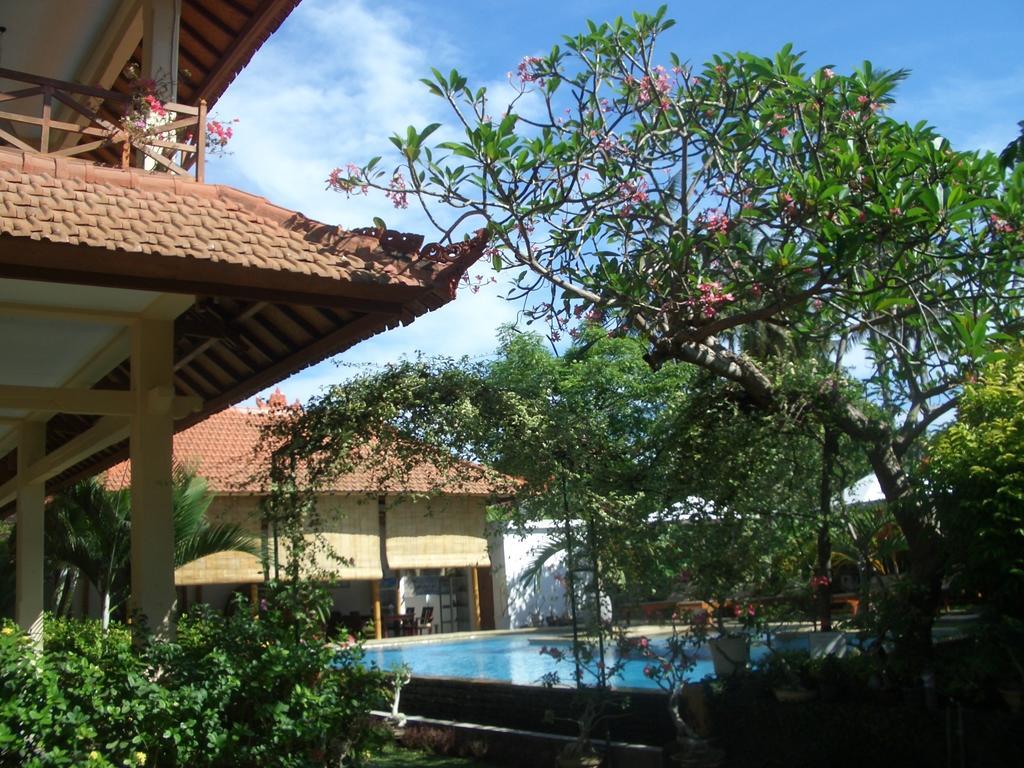 Lovina Villa Jaya מראה חיצוני תמונה